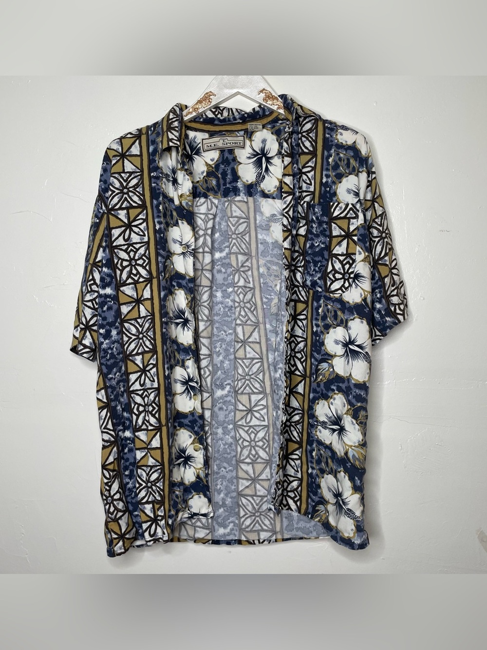 TROPICAL HAWAIIAN HABISCUS FLOWER PRINT VACATION BUTTON DOWN SHIRT SZ M